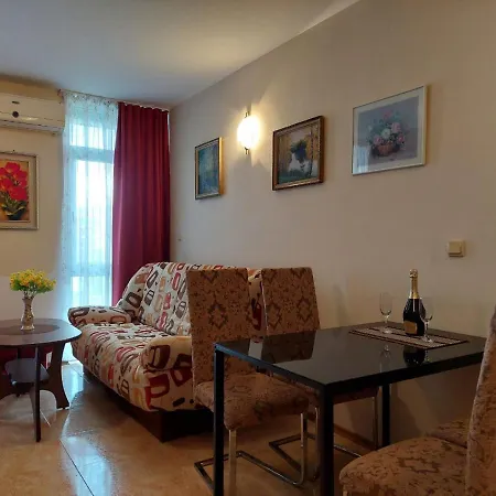 комплекс элит 4 несебр/солнечный берег * サニービーチ