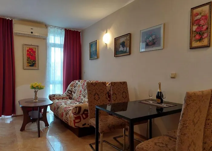 комплекс элит 4 несебр/солнечный берег * サニービーチ